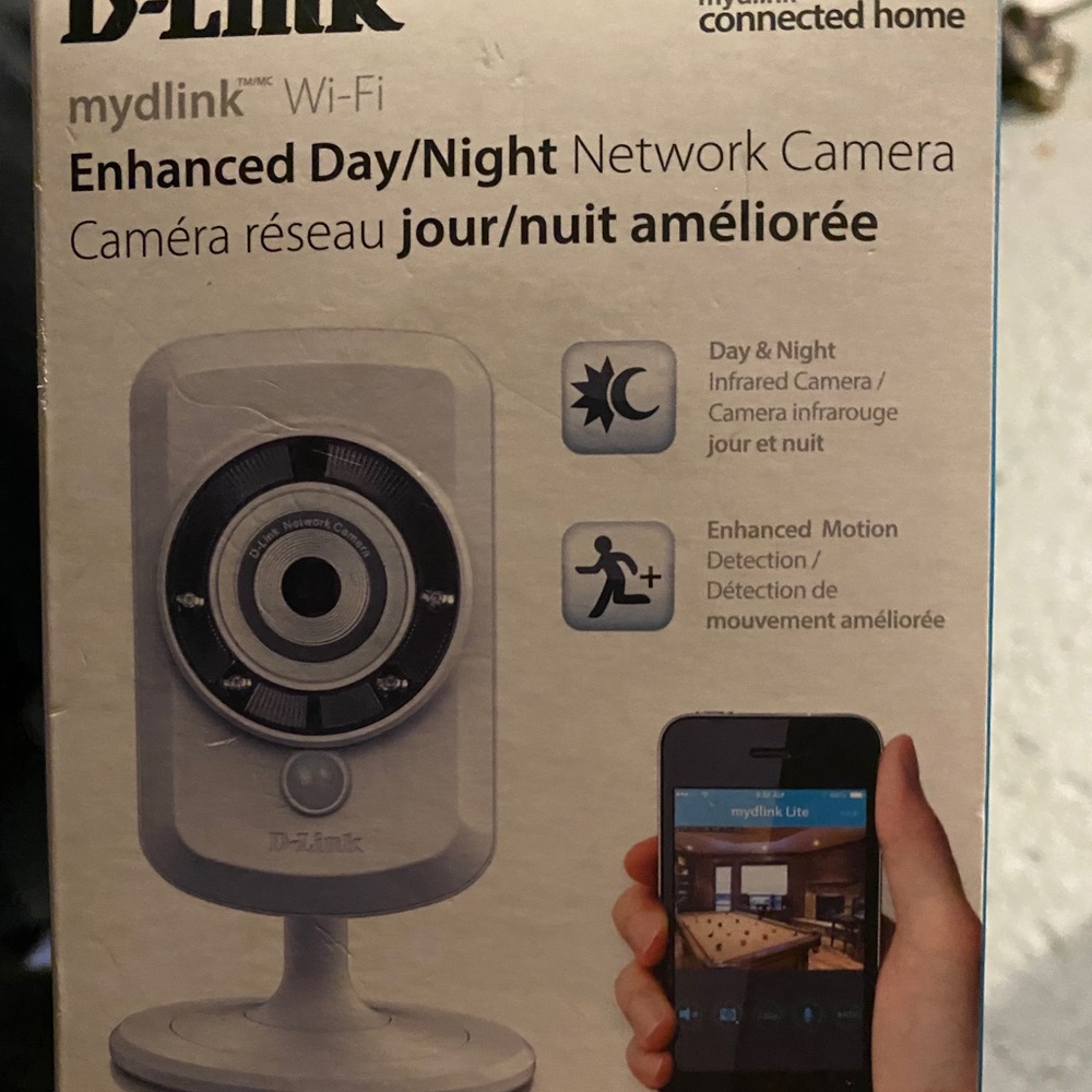 Indoor wireless camera